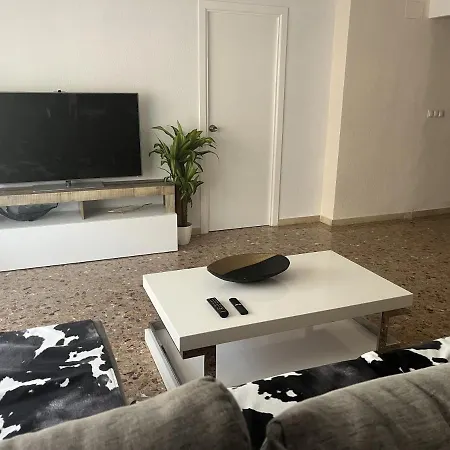 Don Quijote Cabanal Apartment *