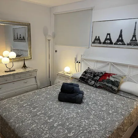 Don Quijote Cabanal Apartment *